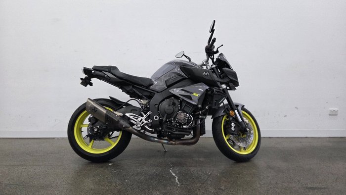 2016 Yamaha MT-10 Grey