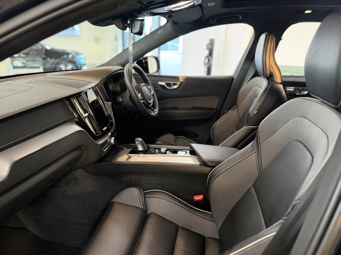 2022 Volvo XC60