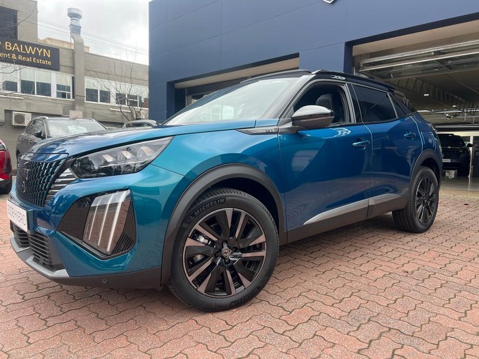 2025 Peugeot 2008 GT Hybrid
