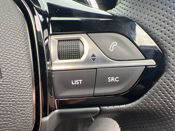 2025 Peugeot 2008 GT Hybrid