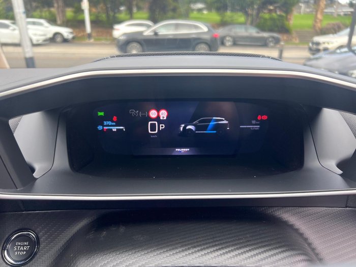 2025 Peugeot 2008 GT Hybrid