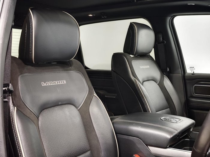2024 RAM 1500 Laramie Sport RamBox
