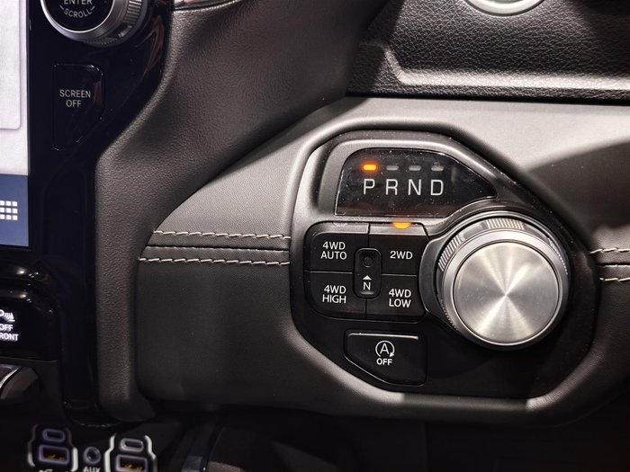 2024 RAM 1500 Laramie Sport RamBox