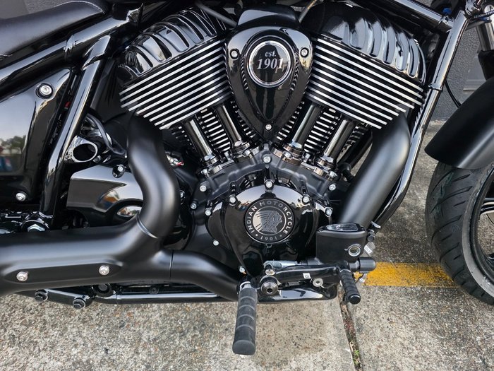 2026 Indian CHIEF DARK HORSE BLACK