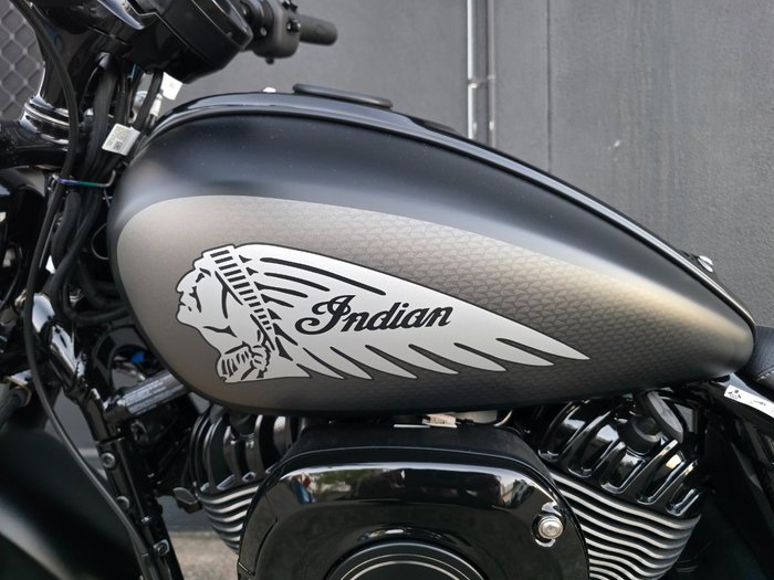 2026 Indian CHIEF DARK HORSE BLACK