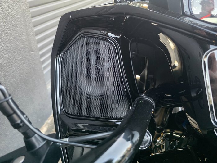 2026 Indian CHALLENGER DARK HORSE BLACK