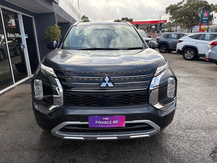 2024 Mitsubishi Outlander LS
