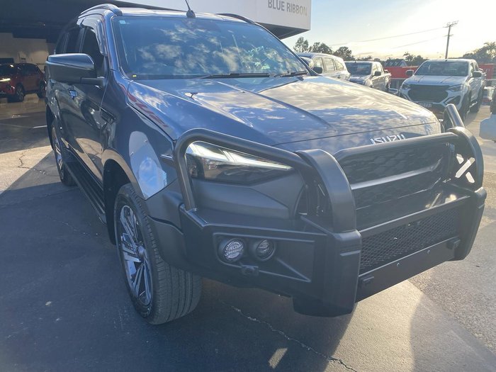 2026 Isuzu MU-X LS-T
