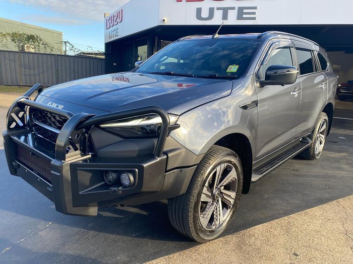 2026 Isuzu MU-X