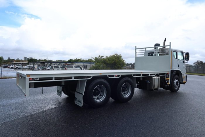2017 Iveco Acco F2350G 280