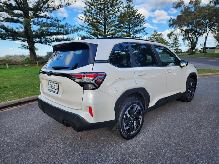 2025 Subaru Forester Touring
