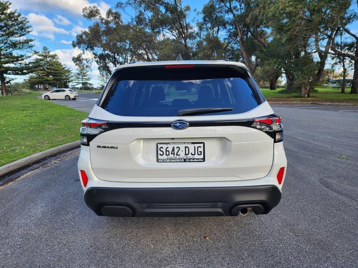 2025 Subaru Forester Touring