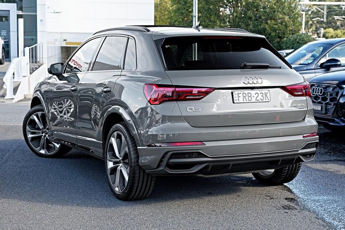 2025 Audi Q3 40 TFSI S line