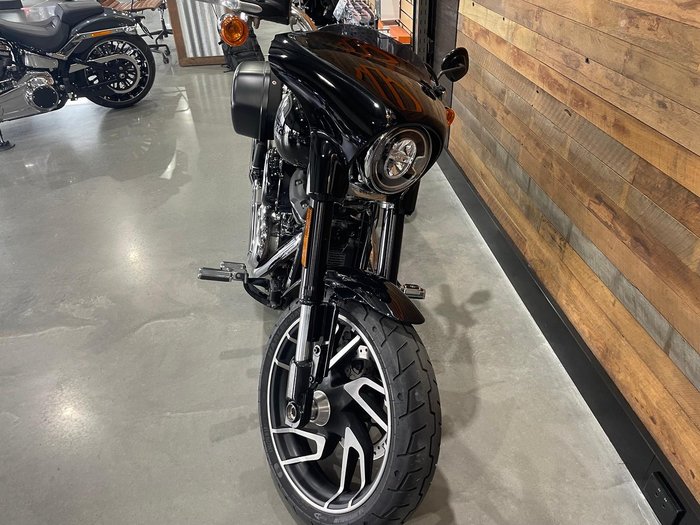 2021 Harley-Davidson Sport Glide 107 (FLSB)