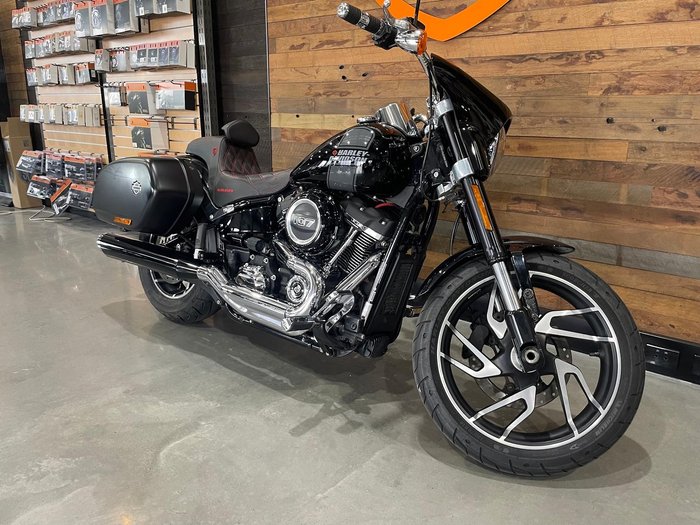 2021 Harley-Davidson Sport Glide 107 (FLSB)