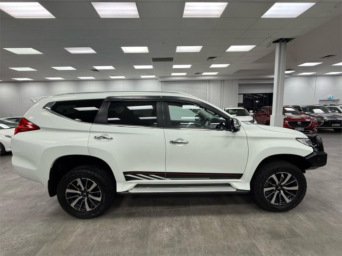 2018 Mitsubishi Pajero Sport GLS