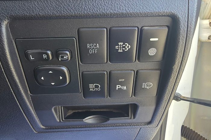 2016 Toyota Landcruiser VX