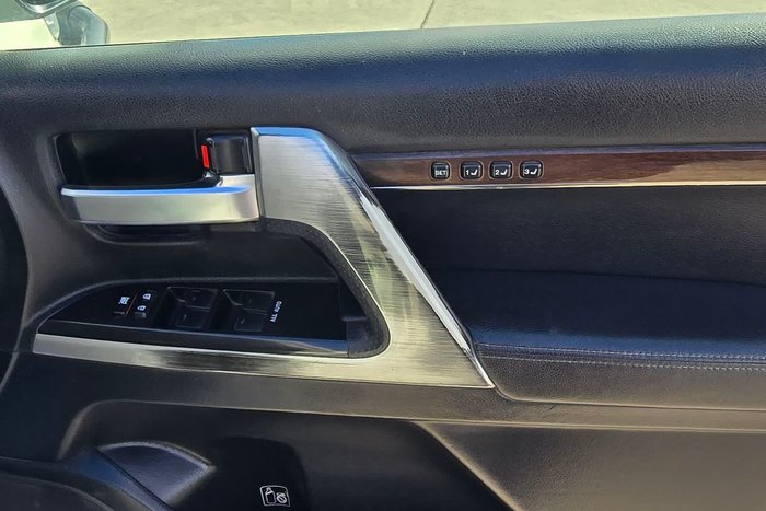 2016 Toyota Landcruiser Sahara