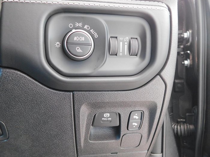 2025 RAM 1500 Limited Hurricane HO RamBox