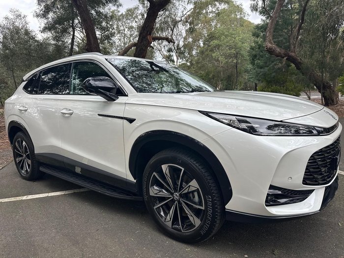 2025 MG HS Super Hybrid Essence AS33P MY25 Pearl White