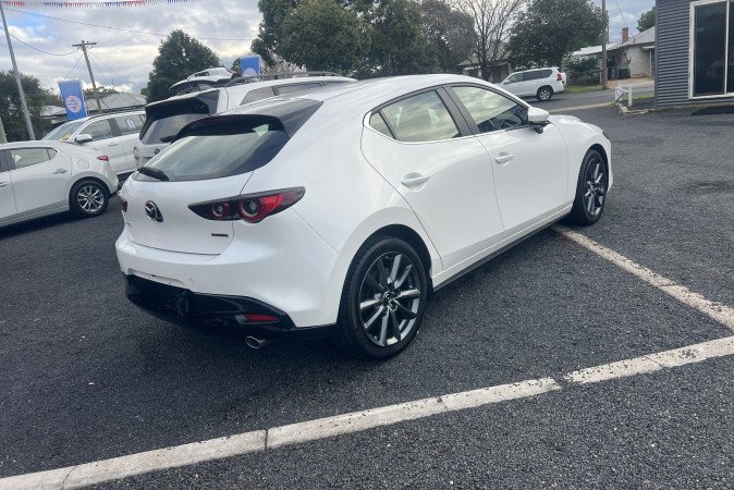 2024 MAZDA MAZDA3 G20 EVOLVE