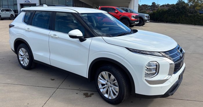 2026 Mitsubishi Outlander