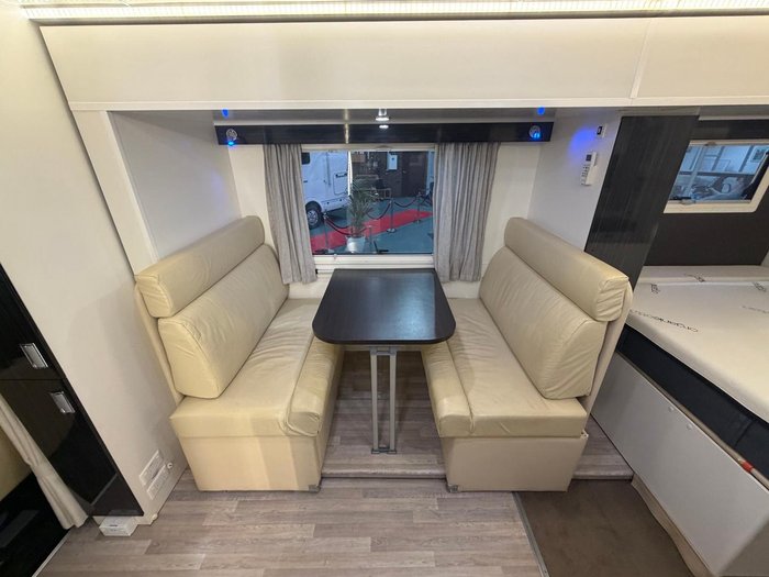 2017 Sunliner Navian