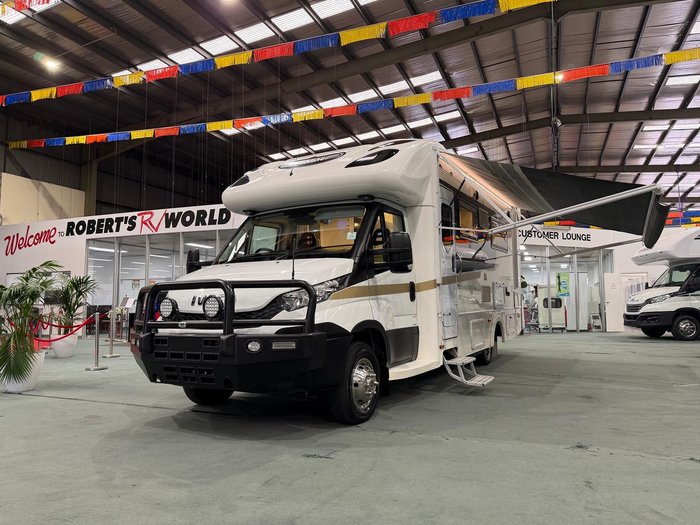 2017 Sunliner Navian