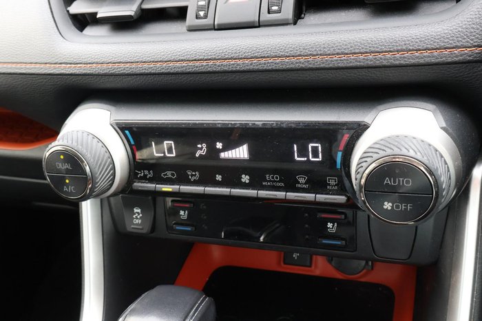 2020 Toyota RAV4 Edge