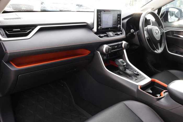 2020 Toyota RAV4 Edge