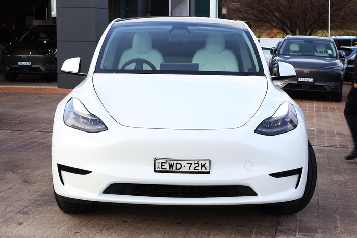 2022 Tesla Model Y Rear-Wheel Drive