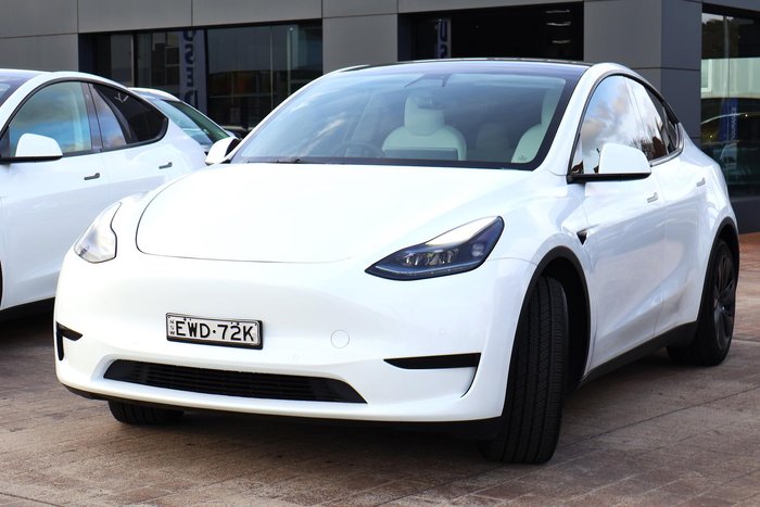 2022 Tesla Model Y Rear-Wheel Drive