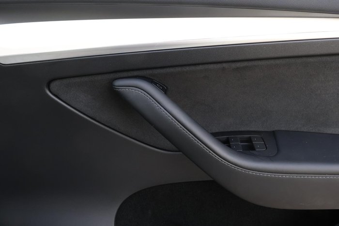 2022 Tesla Model Y Rear-Wheel Drive