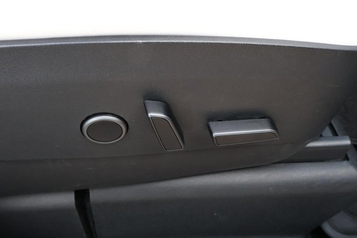 2022 Tesla Model Y Rear-Wheel Drive