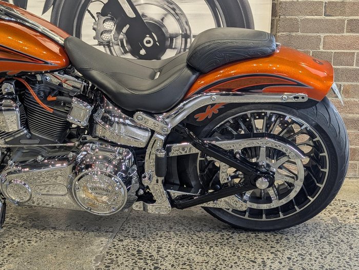 2014 Harley-Davidson CVO Breakout (FXSBSE) CVO Orange