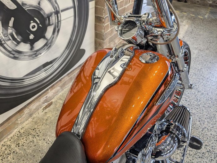 2014 Harley-Davidson CVO Breakout (FXSBSE) CVO Orange