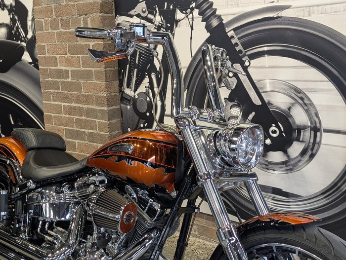2014 Harley-Davidson CVO Breakout (FXSBSE) CVO Orange
