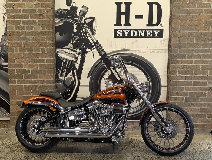 2014 Harley-Davidson CVO Breakout (FXSBSE) CVO Orange