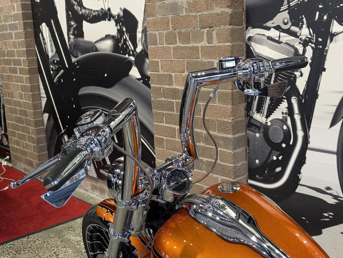 2014 Harley-Davidson CVO Breakout (FXSBSE) CVO Orange