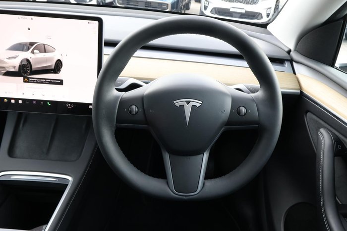2023 Tesla Model Y Rear-Wheel Drive