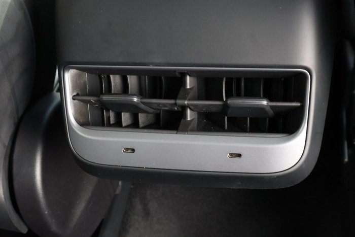2023 Tesla Model Y Rear-Wheel Drive