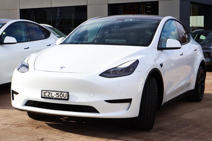 2023 Tesla Model Y Rear-Wheel Drive