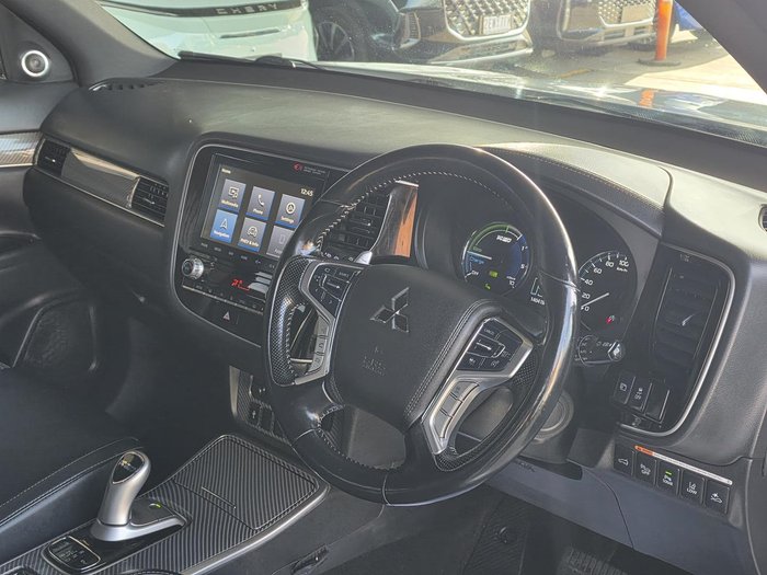 2019 Mitsubishi Outlander PHEV Exceed