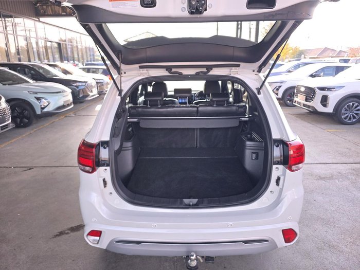 2019 Mitsubishi Outlander PHEV Exceed