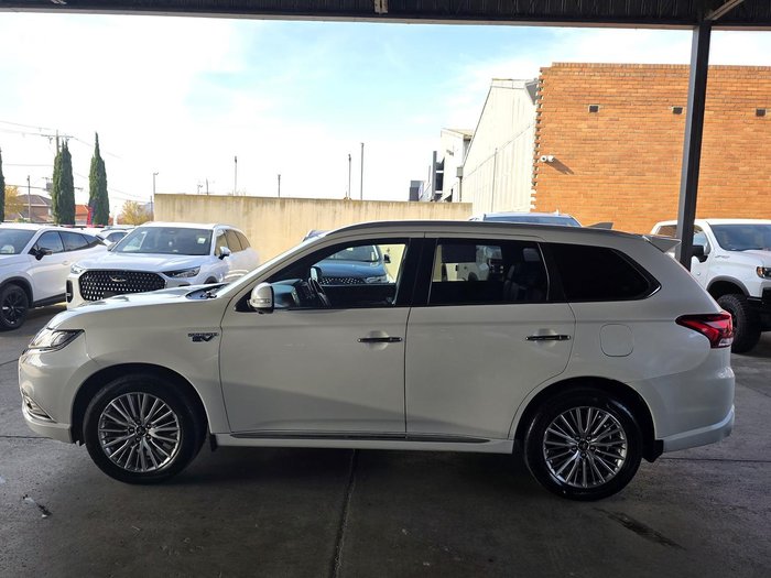 2019 Mitsubishi Outlander PHEV Exceed