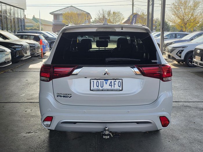 2019 Mitsubishi Outlander PHEV Exceed