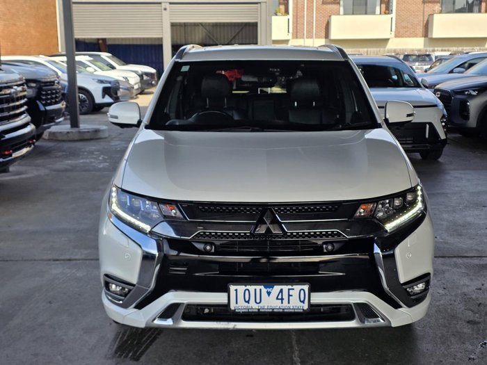 2019 Mitsubishi Outlander PHEV Exceed