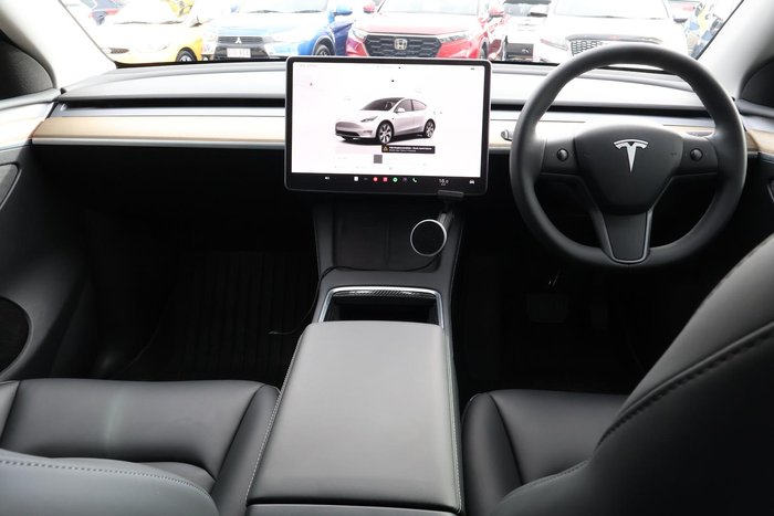 2022 Tesla Model Y Rear-Wheel Drive