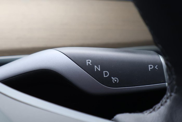 2022 Tesla Model Y Rear-Wheel Drive