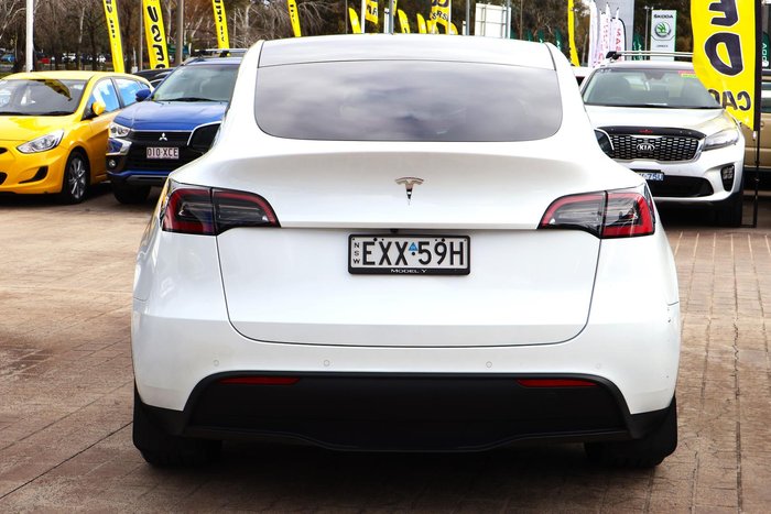 2022 Tesla Model Y Rear-Wheel Drive
